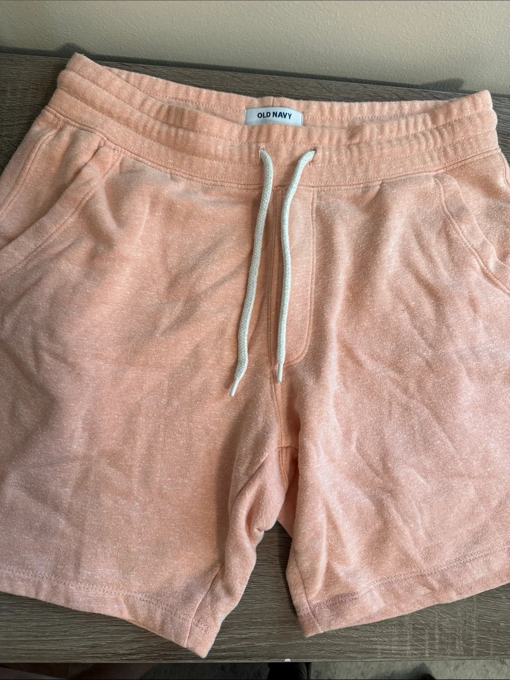 Old Navy Men's Peach Lounge Athletic Shorts with White Drawstring